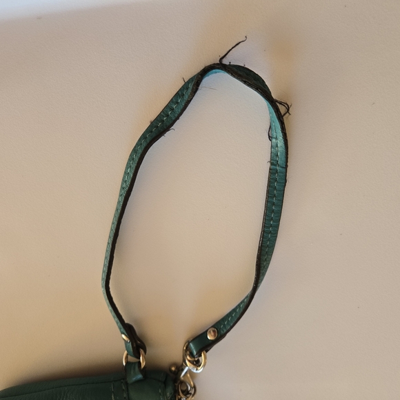 Vintage Coach Teal Leather Turnlock Wristlet - Picture 5 of 11